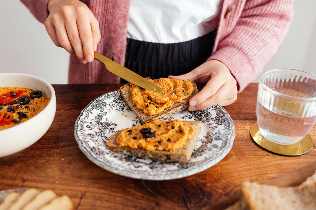 Aufstrich mit gegrillter Paprika - Denns Biomarkt Siegen